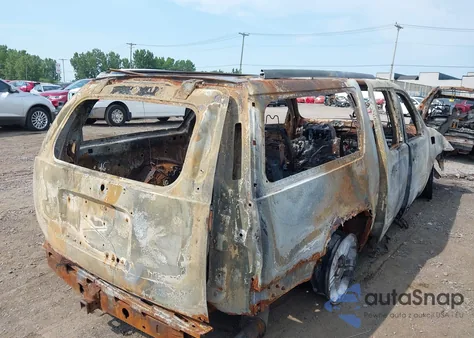 2009 Cadillac Escalade Esv Standard z USA, uszkodzony, nr VIN 1GYFK26229R264381